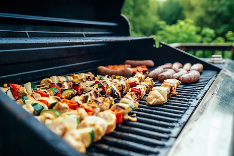 Holzkohlegrill unter 100€